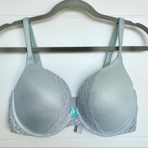 36DD Victoria’s Secret perfect shape bra💙